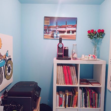 Grosses Zimmer Bad Kueche Wohnzimmer Terasse Garten Zentral Ruhig ลันด์สแบร์กอัมเลคช์ ภายนอก รูปภาพ