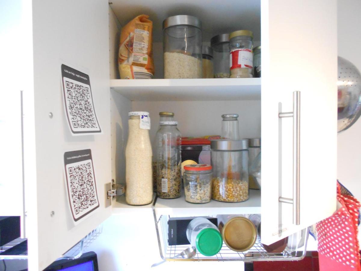 Grosses Zimmer Bad Kueche Wohnzimmer Terasse Garten Zentral Ruhig ลันด์สแบร์กอัมเลคช์ ภายนอก รูปภาพ